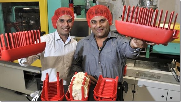 Papadum Express: Kayo and Kersi Kadva