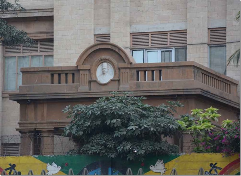 464419_9298557_Parsis-3_akhbar
