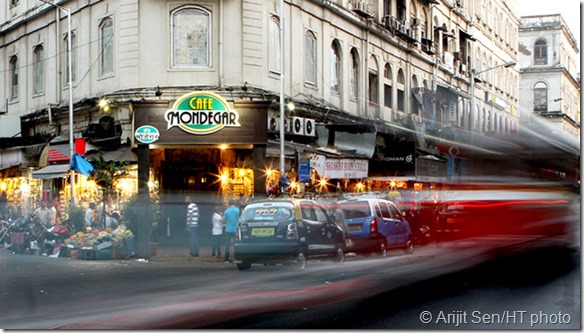 Caf&eacute; Mondegar, others won&rsquo;t vacate Colaba’s Metro House building