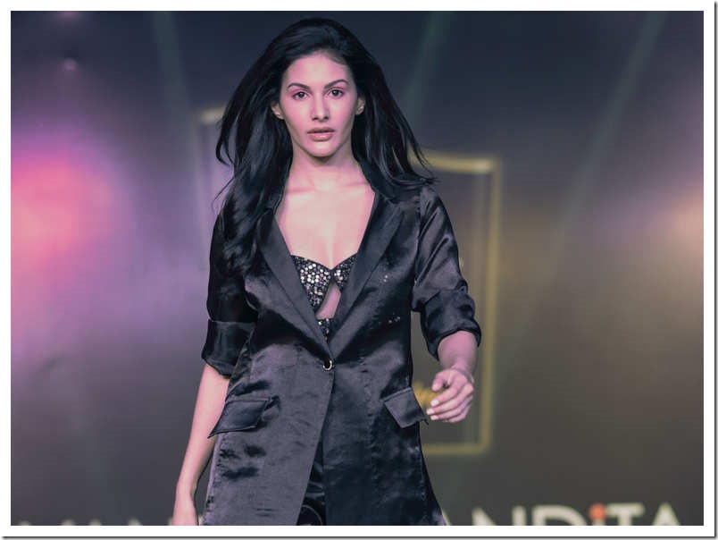 I cannot live without Parsi food: Amyra Dastur