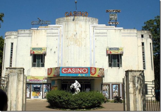 BLINK_CASINO_THEAT_2272526g