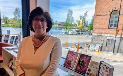 Niloufer Mavalvala Wins Gourmand Award at Umea Sweden