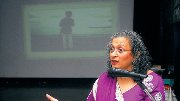 Tehnaz Bahadurji: What’s it Like to be a Parsi ?