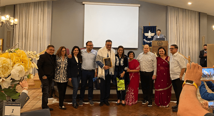 “Aapro” Boman Irani’s visit to the Chicago Dar-E-Mehr