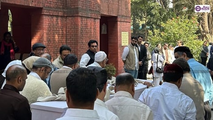 Lawyers, judges turn out in large numbers to bid farewell to Fali Nariman