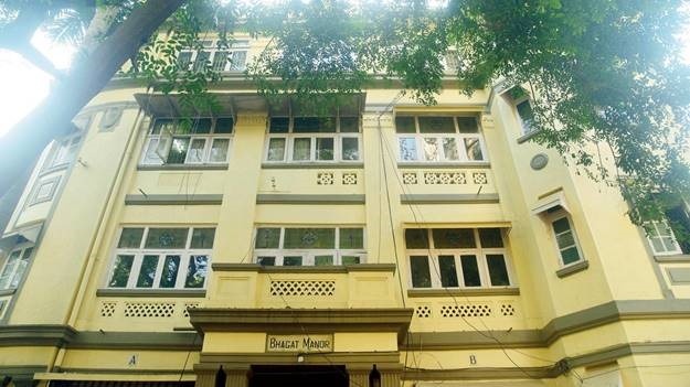 Kayomi Engineer: Want to have every single building in Parsi Colony sketched for archival value