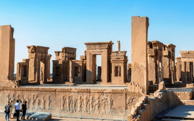 Stone-eating Lichen that threaten Iran&rsquo;s ancient Persepolis