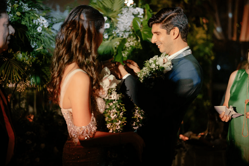 This traditional Parsi wedding in Mumbai carried ritual and revelry to a historic racecourse