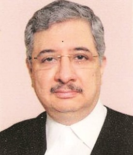 Justice Kathawala holds court till 3:30 am to hear pending matters before Bombay HC closes for summer vacation