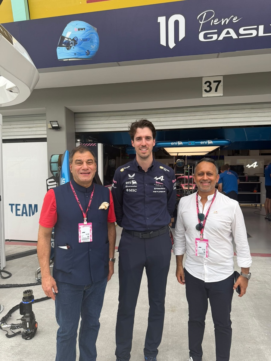 karan-singapore-2