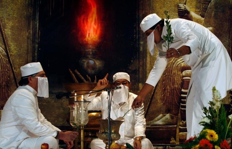 zoroastrian-priests